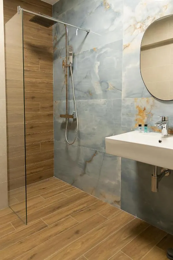 Ema Hotel Созополь