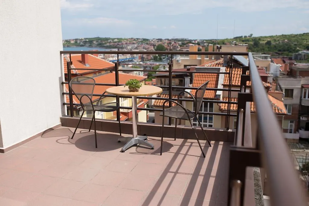 Ema Hotel Созополь